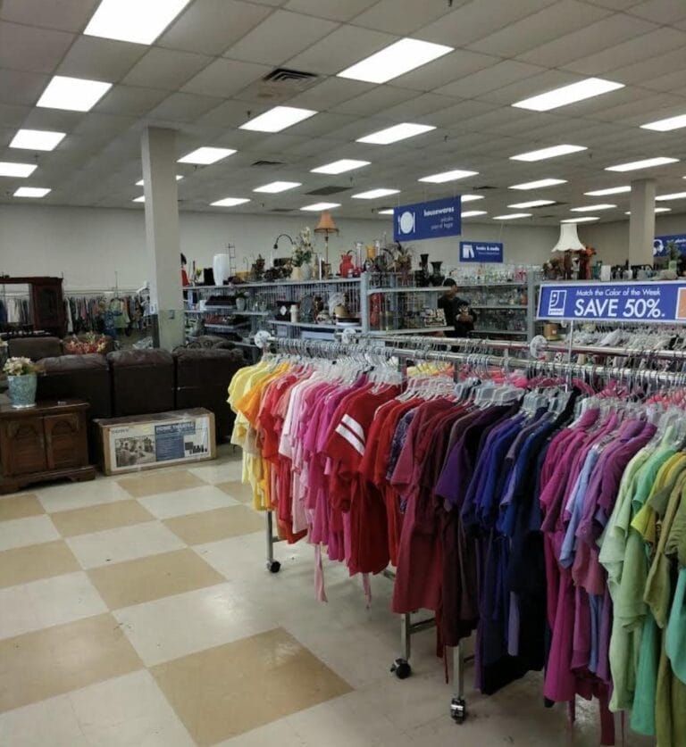 Goodwill Store Northwest Loop 410 768x837