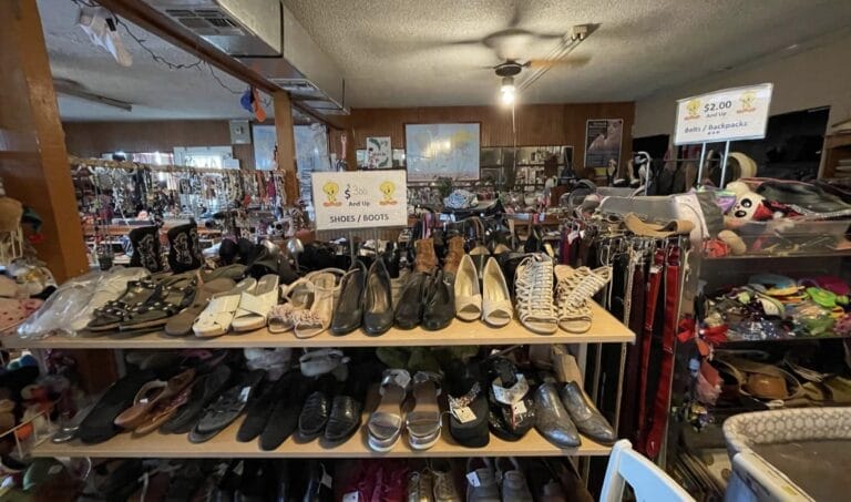 Marys Thrift Store Poteet 768x453